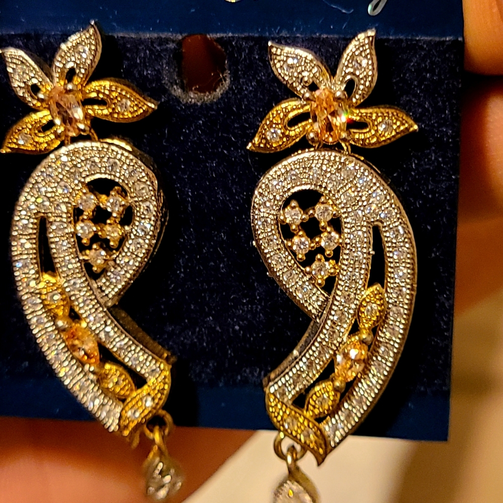 Fashion women earrings